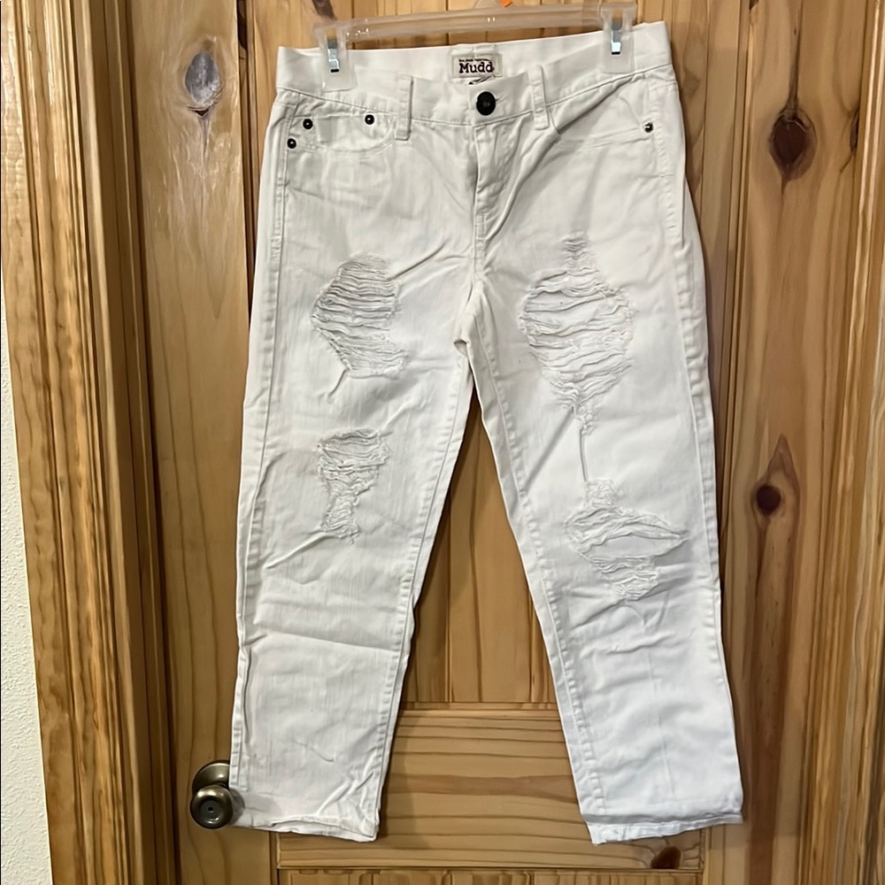 Mudd White Distressed Capris